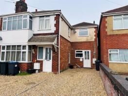 5a, Woodstock Gardens, Melksham SN12 6AN