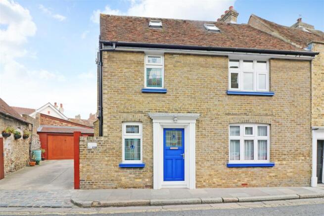 Harnet Street