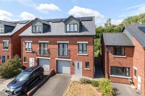 Orchard Close, Crediton, Devon