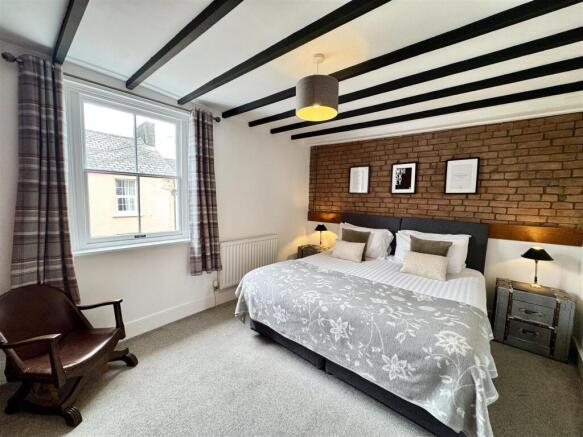BEDROOM 1