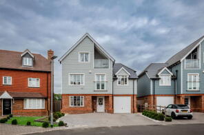14, Novello Close, Borough Green, Sevenoaks TN15 8FQ
