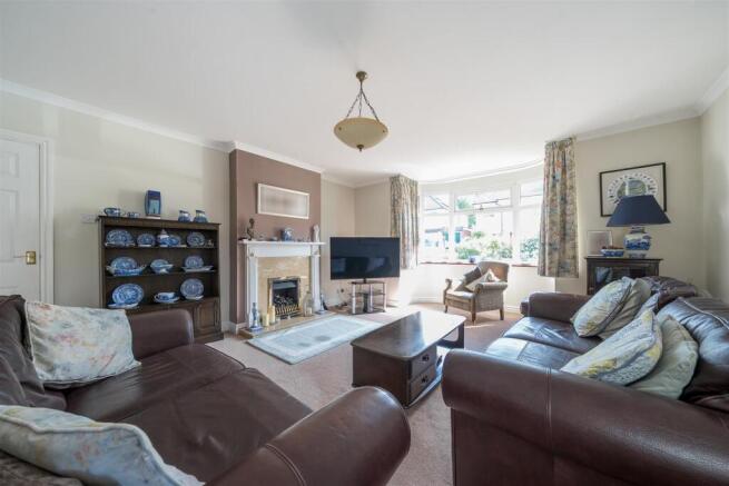 33 Millfields Avenue, Rugby