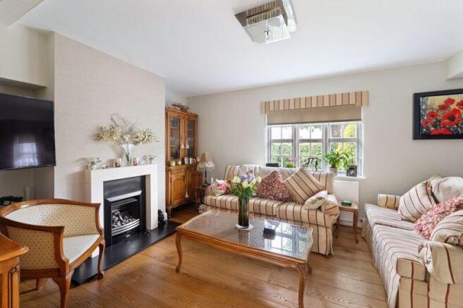 Asmuns Place, Hampstead Garden Suburb, NW11 photo 4