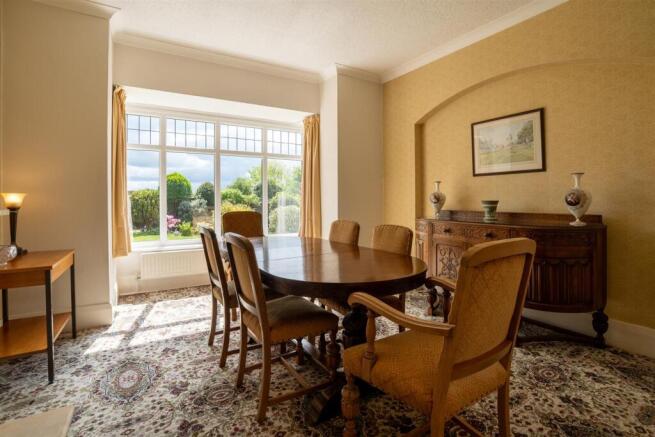 4 bed Detached for sale Image 12