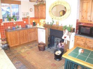 KITCHEN/BREAKFAST RM