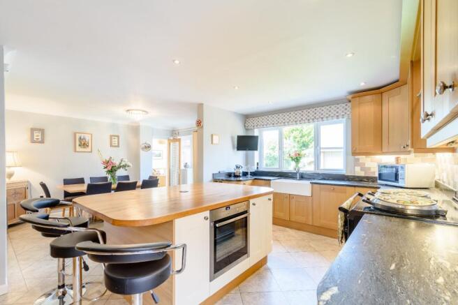 Breakfast/Kitchen