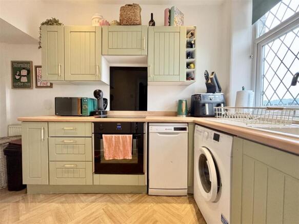 2 bed Terraced for sale Image 10