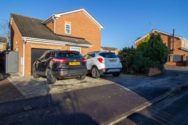 Parking at Side for Three Cars