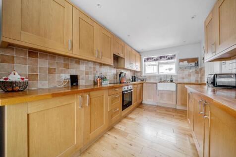 Laburnum Close, Ambrosden, OX25