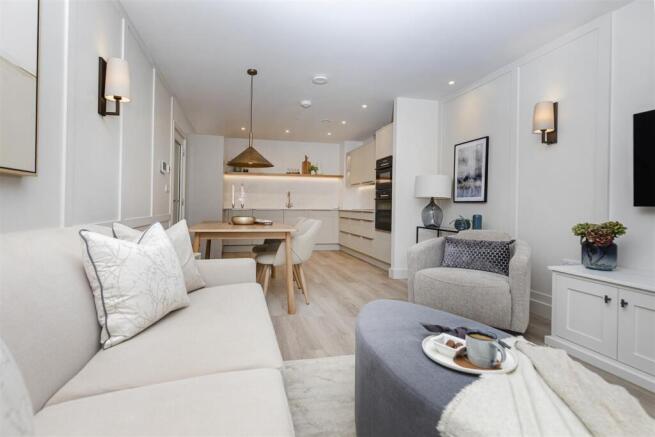 2 bed Apartment for sale Image 9
