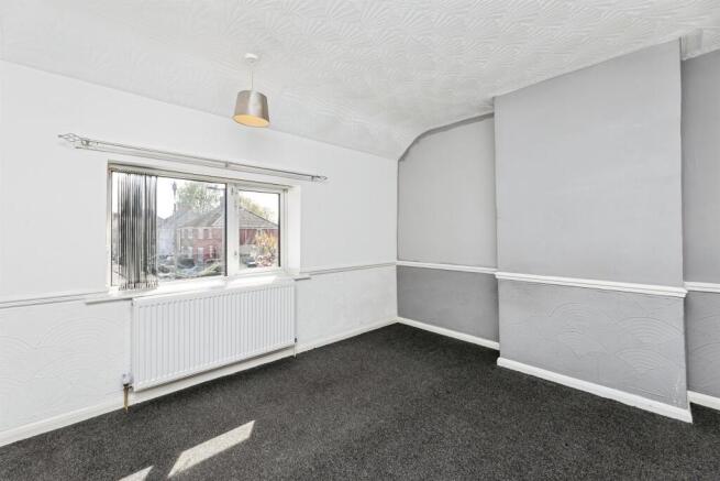 3 bed Semi-Detached for sale Image 8