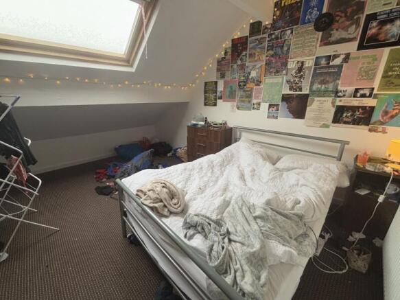 6 bed Terraced to rent Image 5