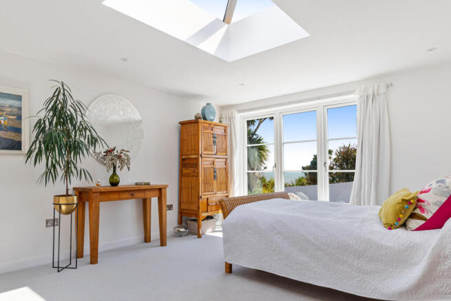 A40 - Port Bou Beesands Cropped - 260713