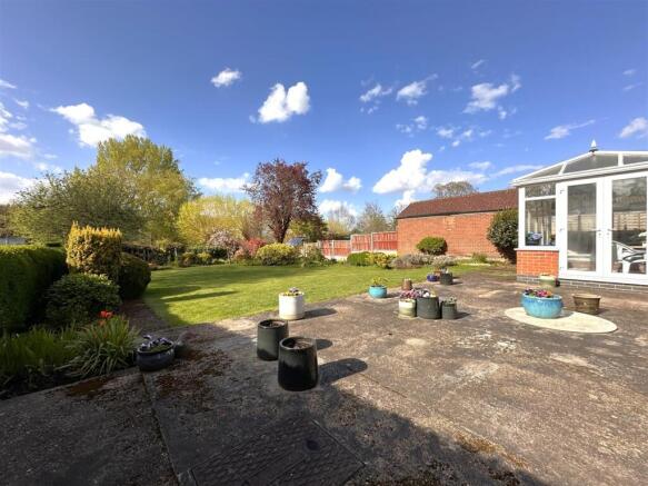 Generous Rear Garden 912