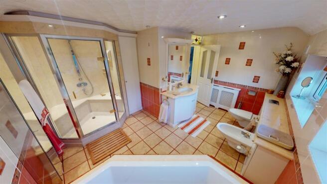 Avon Road Bathroom