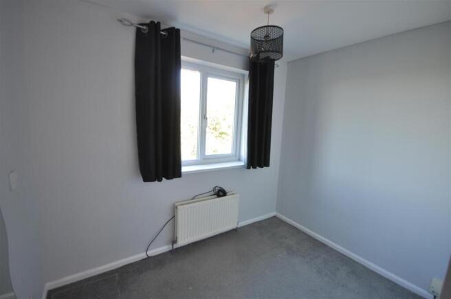 2 bed Apartment to rent Image 6