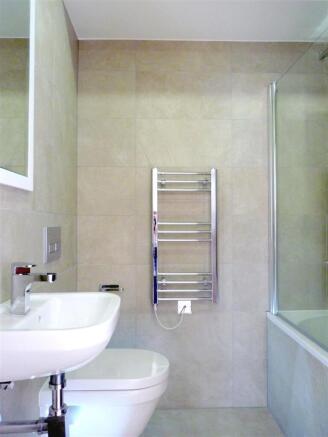 2 bed Flat to rent Image 7