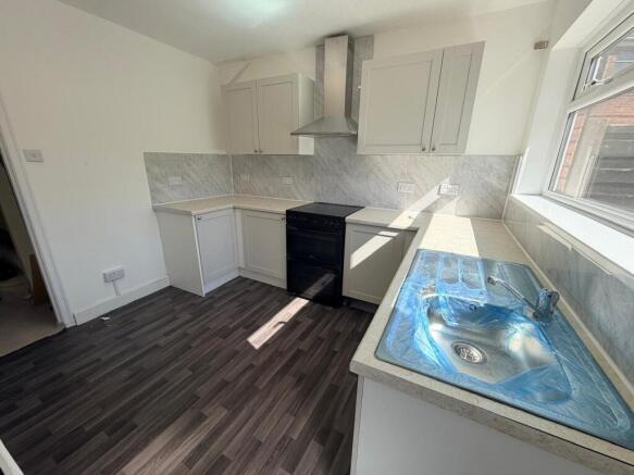Kitchen b
