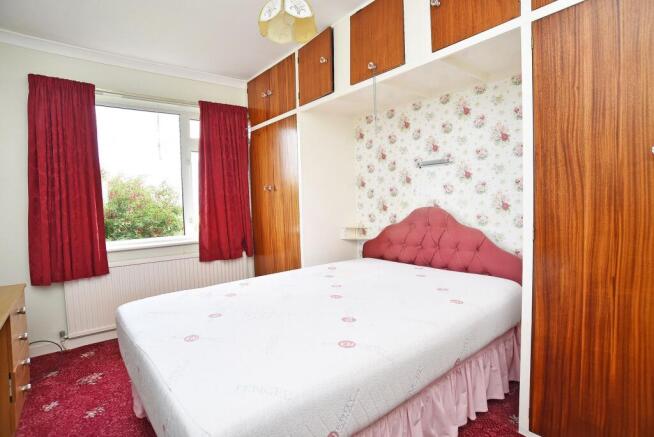2 bed Semi-Detached Bungalow for sale Image 6