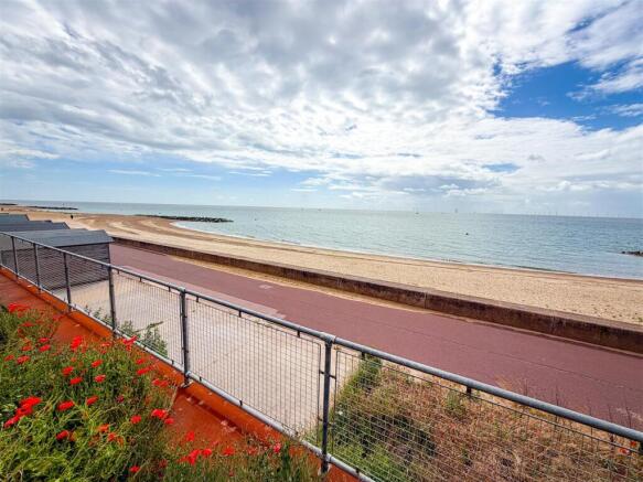 PROMENADE VIEW