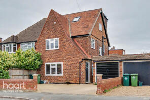 86, Sheep Walk, Shepperton TW17 0AN