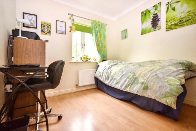 4 bed Detached for sale Image 12