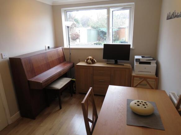 Photo 10
