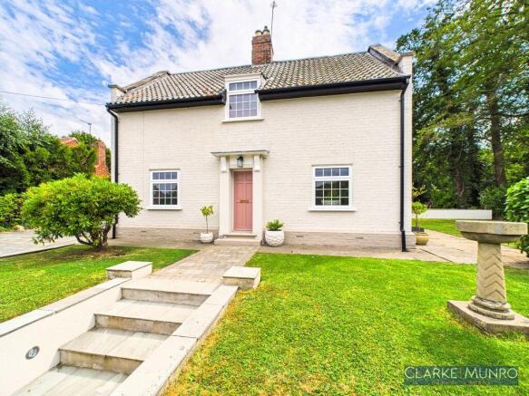 4 bed Detached for sale in middlesbrough