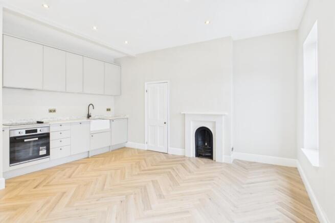1 bed Apartment for sale Image 5
