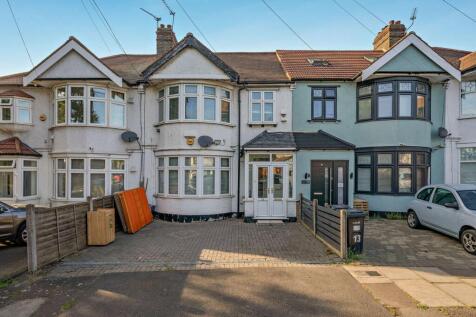 Studley Drive, Ilford, IG4