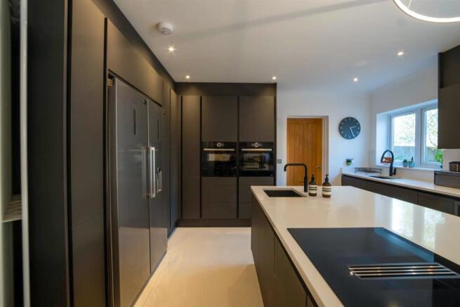 Open Plan Kitchen/Living Area