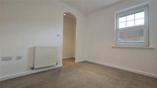 Stowe Drive, Rugby, Warwickshire, CV22 photo 4