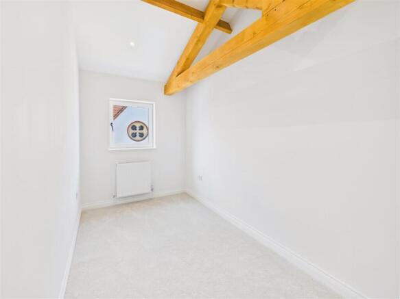 3 bed House for sale Image 9