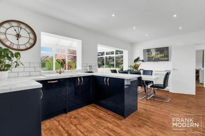 Kitchen / Diner
