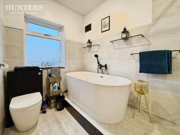 3 bed Detached for sale Image 8