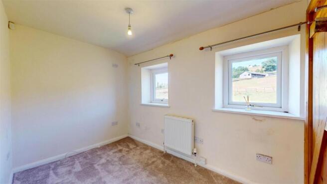 2 bed Terraced for sale Image 6