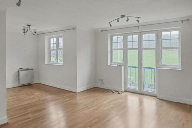 Flat 6 Marquis Court, Earls Meade, Luton, Bedfordshire, LU2 7LG