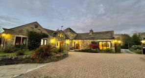 2, Bank End Knoll, Oakes Lane, Brockholes, Holmfirth HD9 7BF