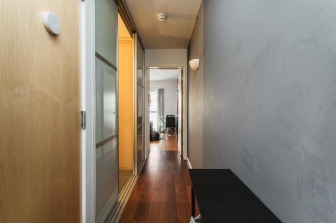 1 bed Flat for sale Image 10