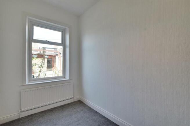 Bedroom 2 (rear)