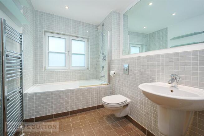 3 bed Terraced for sale Image 11