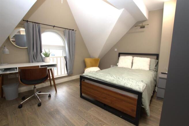 flat 10 2.jpg