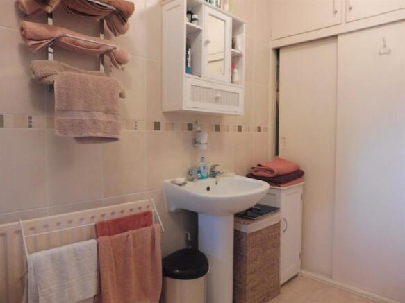 Photo 8