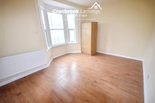 3 bed terraced house to rent Studley Road, London