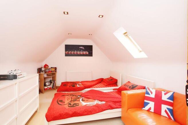 Photo 10