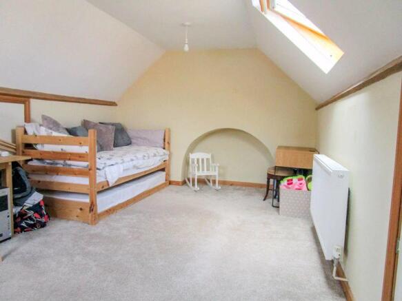 2nd floor bedroom