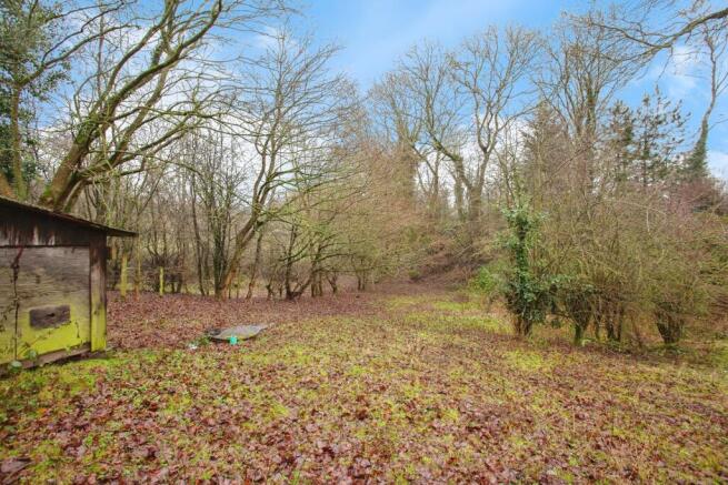 1 bed Detached for sale Image 6