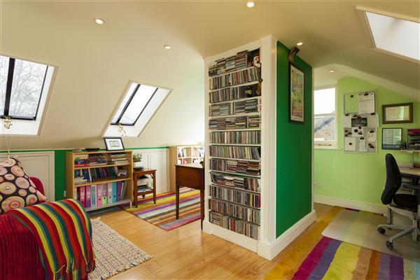 Photo 18