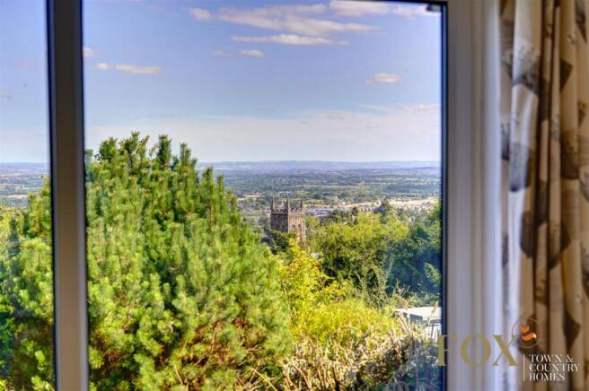 Queens Drive, Malvern, WR14 photo 4
