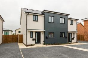 106, Anniversary Avenue East, Ambrosden OX25 2EE